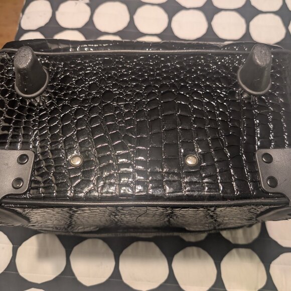 Kathy Van Zealand Croco Overnight Bag - Picture 9 of 11